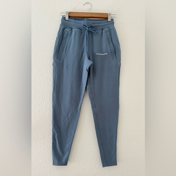 Alphalete Women's Essential Core Joggers Size  XS Denim Blue - NEW Cotton Blend - Picture 4 of 9